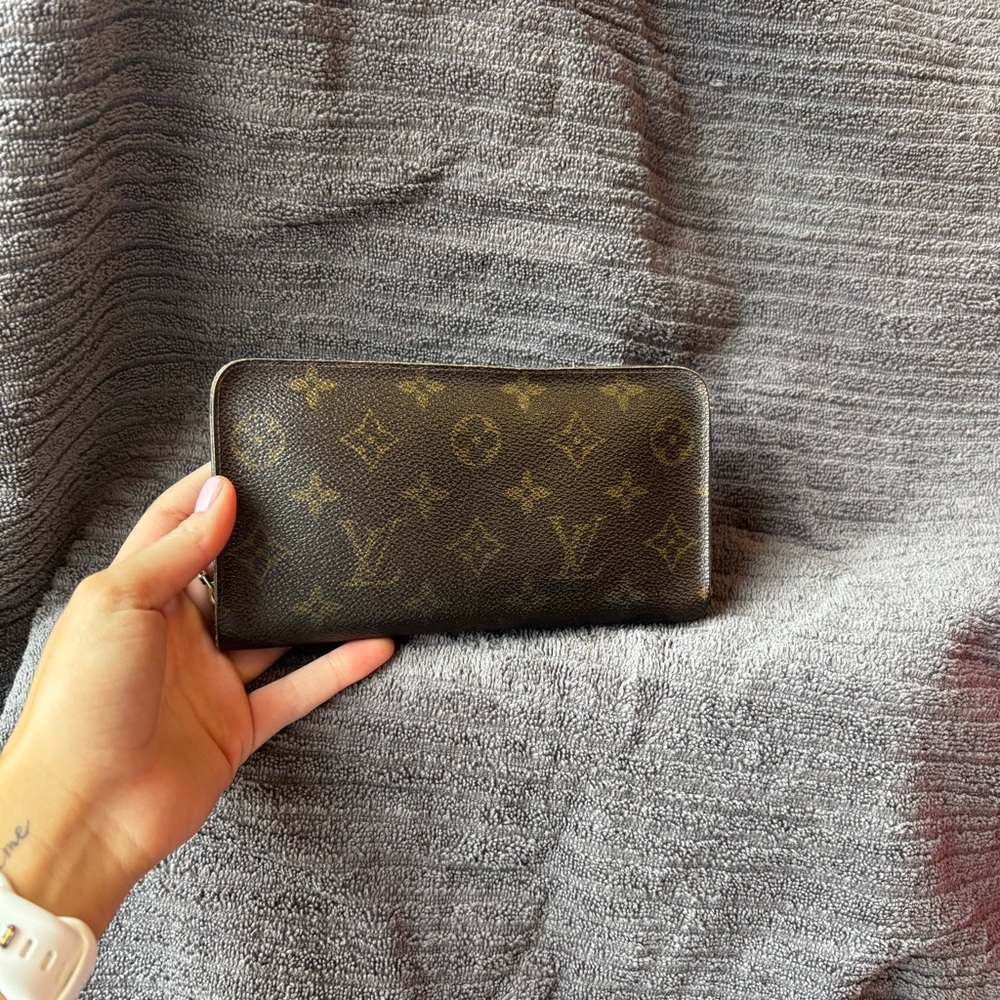 Louis Vuitton Monogram Wallet